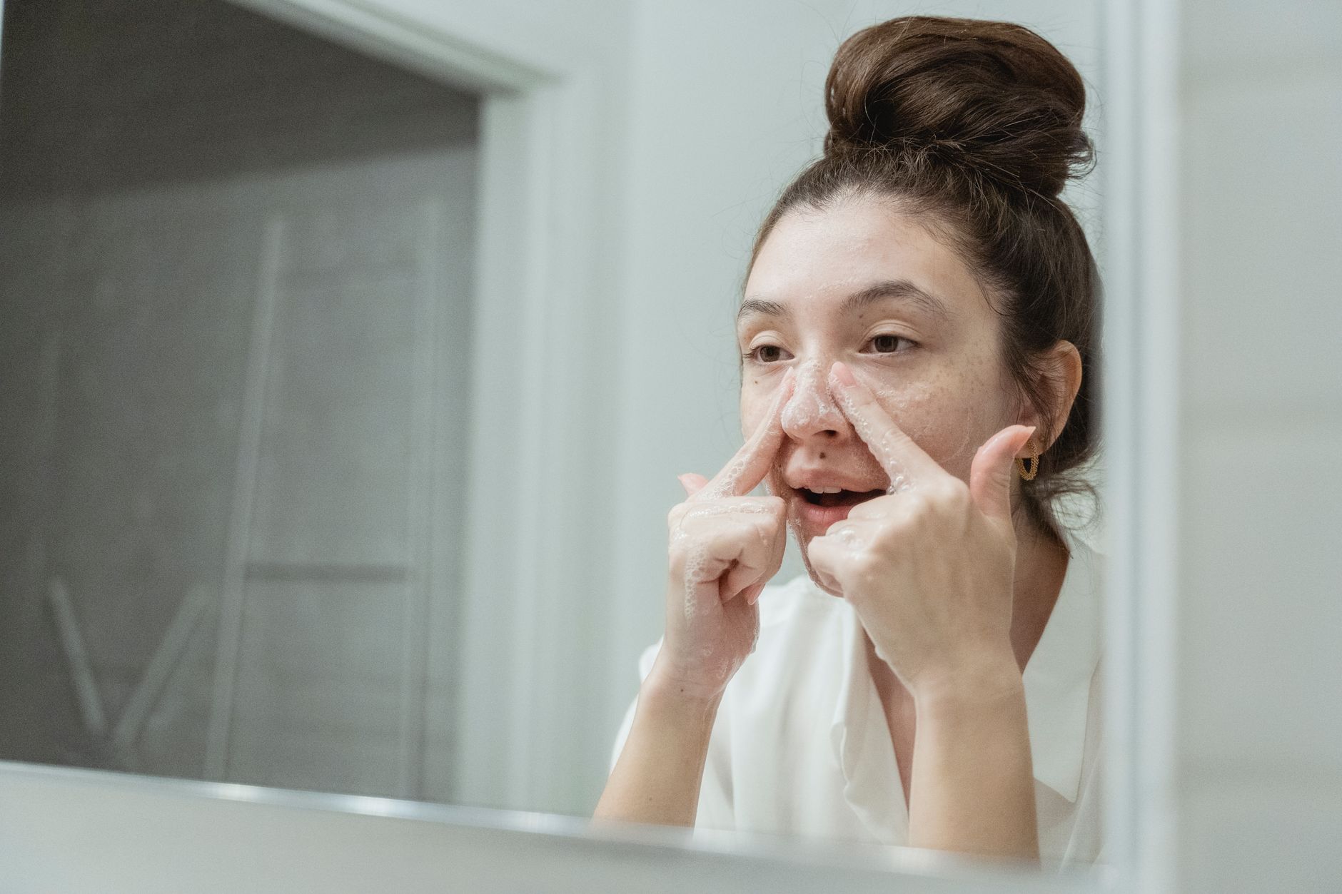 Deciding Between Gel, Milk, and Balm Textures When Skin is Compromised